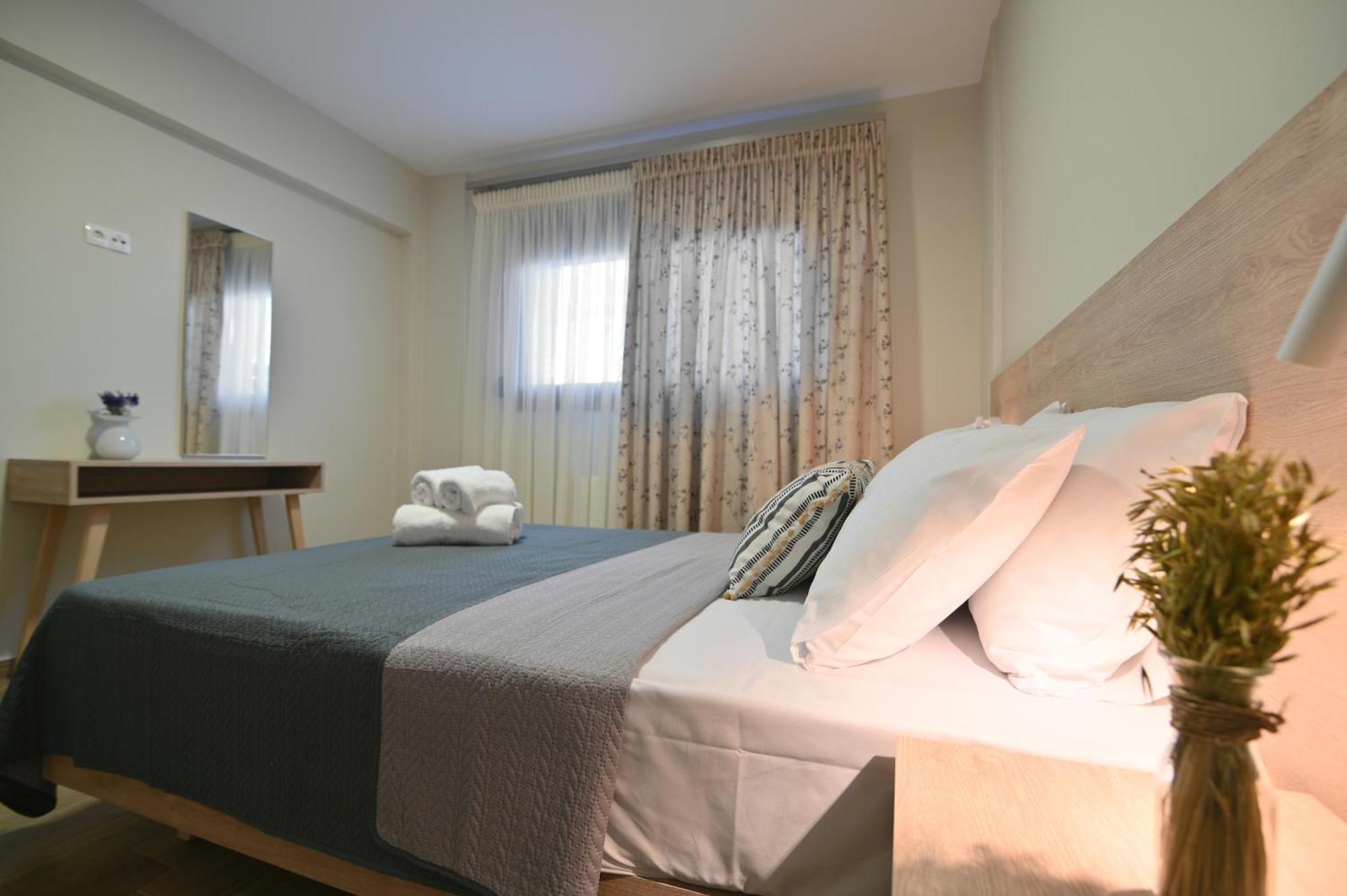 Niel Holiday Apartments, Panel Hospitality Homes & Villas Leptokaryá Extérieur photo